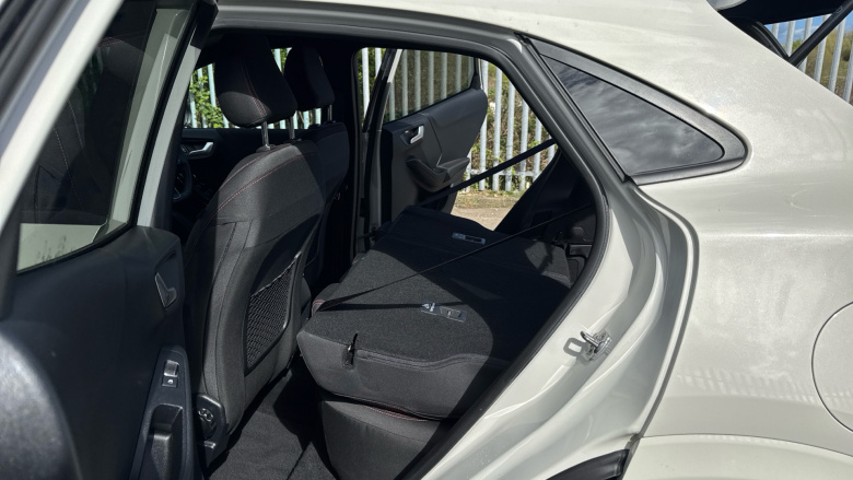 Ford Puma 1.0 EcoBoost Hybrid mHEV ST-Line 5dr Petrol Hatchback